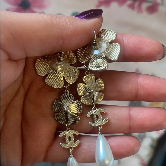 Chanel earrings - Picture 4 of 4